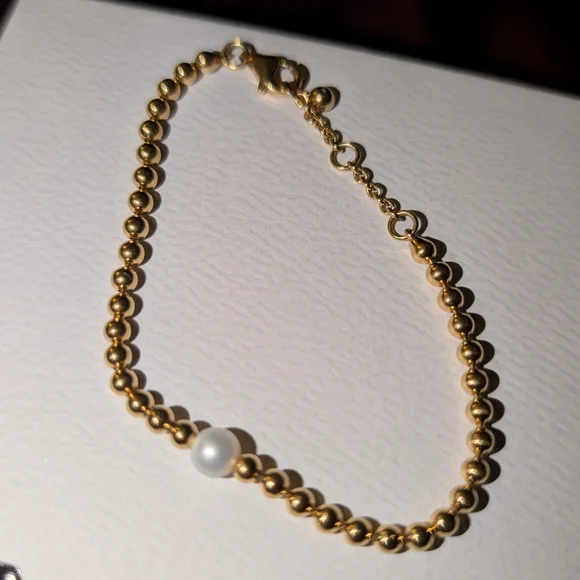 Pandora Gold Bracelet with Pearl Accent - Picture 2 of 4